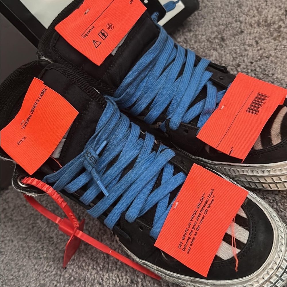 Off white zebra print sneaker